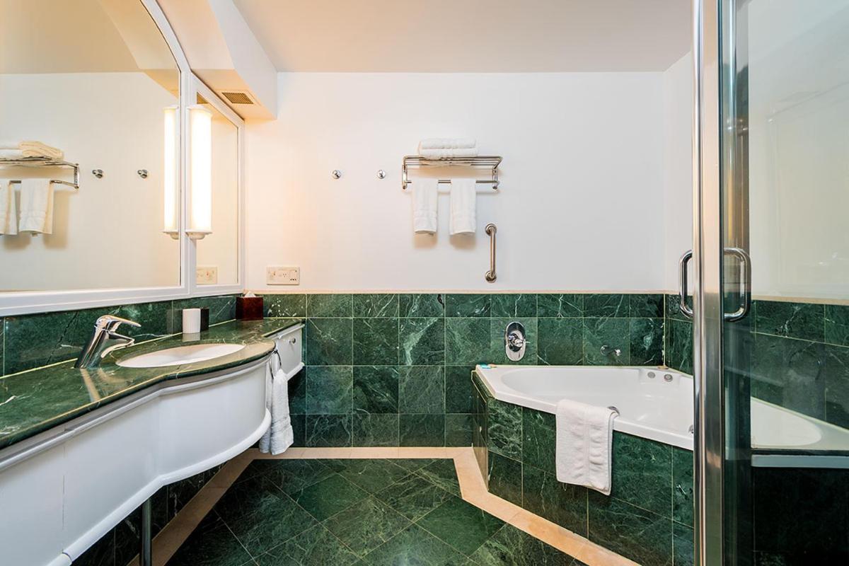 Deluxe Private Apartment And Studio - Ocean Views Gold Coast Zewnętrze zdjęcie