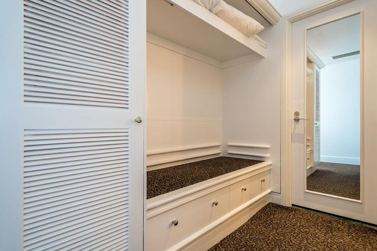 Deluxe Private Apartment And Studio - Ocean Views Gold Coast Zewnętrze zdjęcie