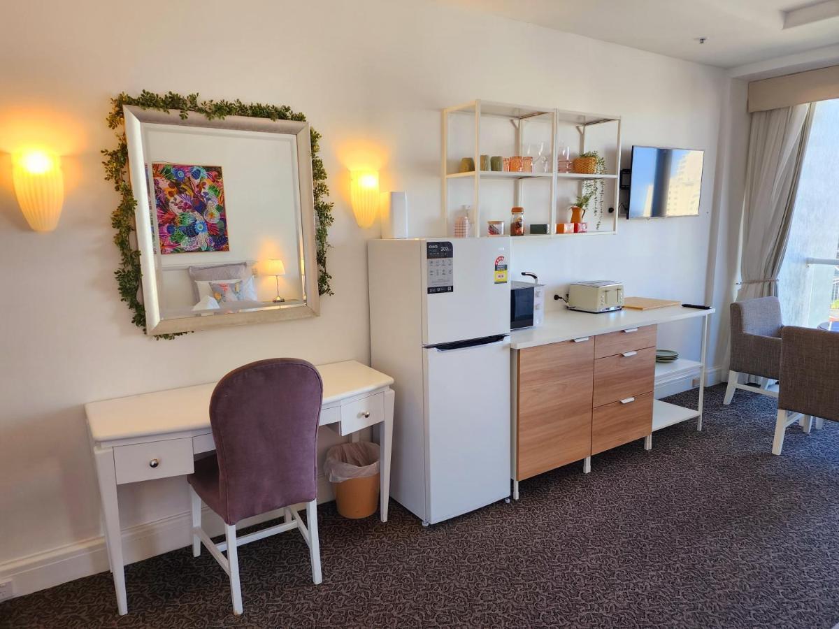 Deluxe Private Apartment And Studio - Ocean Views Gold Coast Zewnętrze zdjęcie