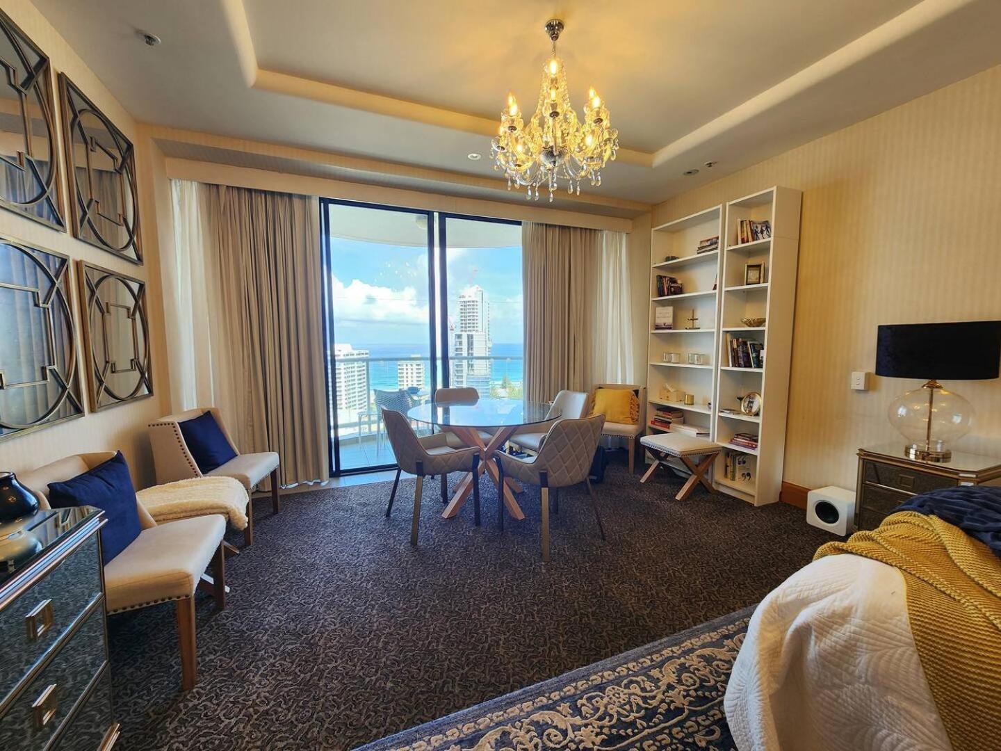 Deluxe Private Apartment And Studio - Ocean Views Gold Coast Zewnętrze zdjęcie